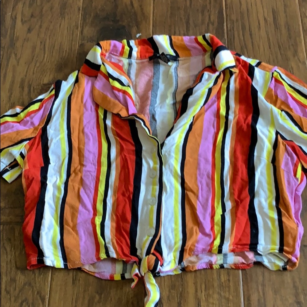 multi colored, cropped tie up t shirt